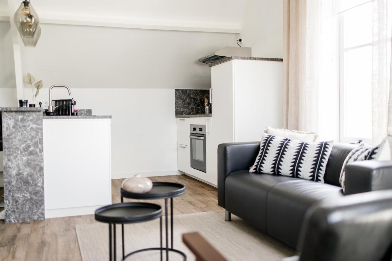 Le Grenier Apartment Веере Екстериор снимка